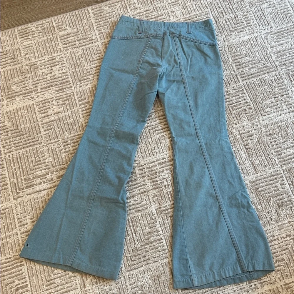 New Digs Vintage 70s Flare Bell Bottom Low Rise Light Wash Denim Jeans Talon